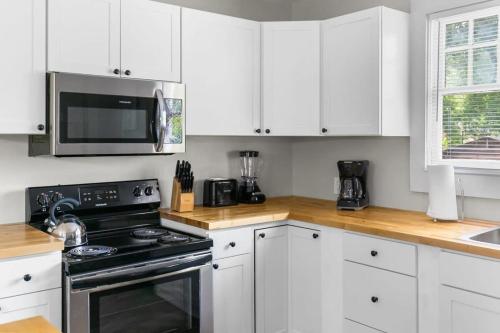 Renovated Mins to BHM CrossPlex-Central Park Chic in Birmingham, USA
