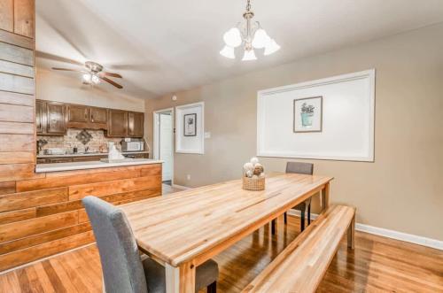 Mins to Graceland & Airport- Whitehaven Hideaway Mins to Graceland & Airport- Whitehaven Hideaway