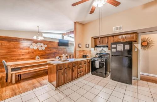 Mins to Graceland & Airport- Whitehaven Hideaway Mins to Graceland & Airport- Whitehaven Hideaway