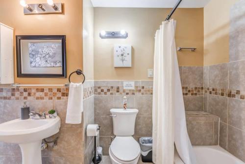 Mins to Graceland & Airport- Whitehaven Hideaway Mins to Graceland & Airport- Whitehaven Hideaway