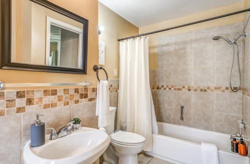 Mins to Graceland & Airport- Whitehaven Hideaway Mins to Graceland & Airport- Whitehaven Hideaway