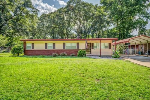 Mins to Graceland & Airport- Whitehaven Hideaway Mins to Graceland & Airport- Whitehaven Hideaway