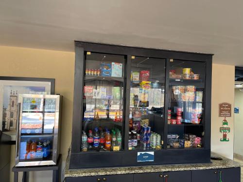 Quality Inn & Suites Columbia - image 6