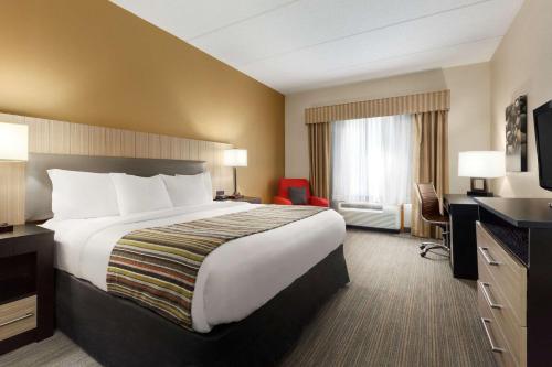 Country Inn & Suites by Radisson, Dalton, GA in Dalton, USA