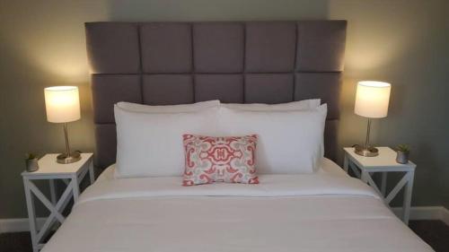 The American Retreat - image 5