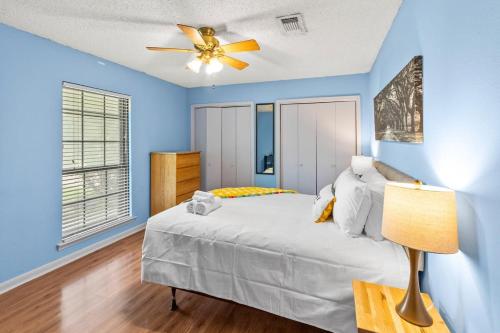 15 Min to LSU & Downtown Oak Hills Place Hideaway in Baton Rouge, USA