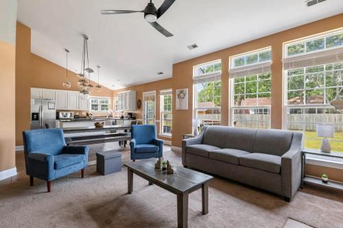 Near Airport-20 Min to Downtown- Chucktown Retreat in Charleston, USA