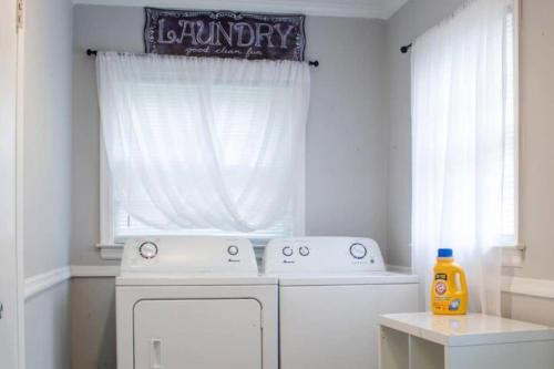 The Graduation Getaway Near Downtown & Benning - image 5