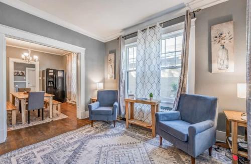 10 Min to U of Memphis-Rozelle Retreat Right Unit in Memphis, USA
