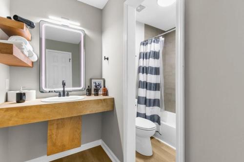 Mins to Airport&Hiking- Lake View-Newly Renovated in Birmingham, USA