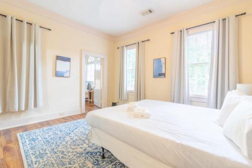 Midtown Magic- Main house- 10mins to Downtown