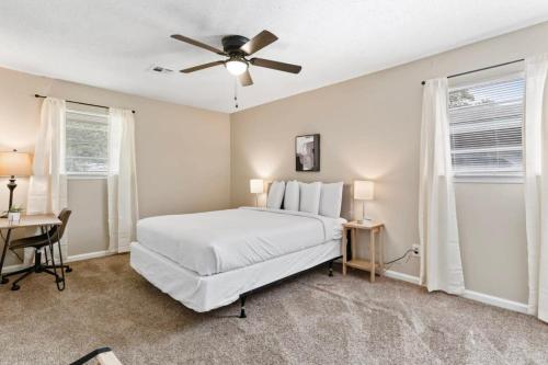 Near Parks Dining & Shopping - Glade Park Gem in Montgomery, USA
