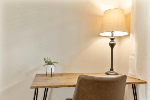 Near Parks Dining & Shopping - Glade Park Gem