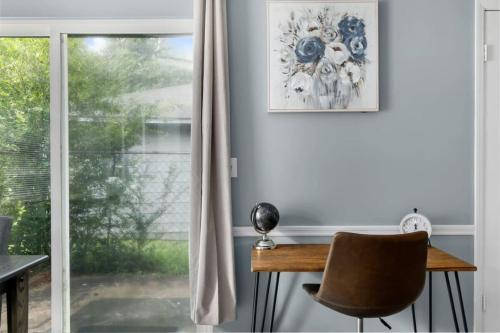 5 Mins from Uptown & Near Airport- Norwood Nest in Birmingham, USA