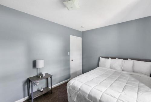 5 Mins from Uptown & Near Airport- Norwood Nest in Birmingham, USA