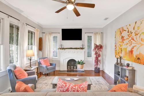 Charming Midtown Apt - Hannon Hideaway Unit C in Hannon Park (AL)