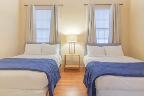 Near Downtown Parks & Museum - Midtown Two-Units