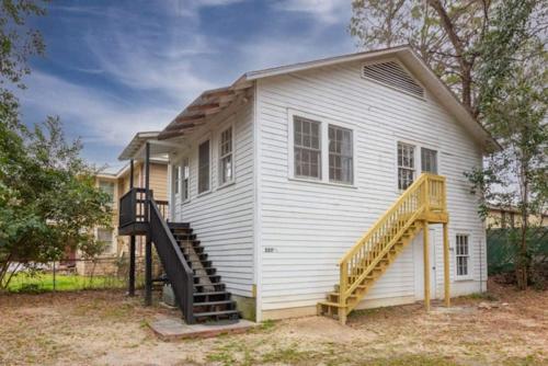 Near Downtown Parks & Museum - Midtown Two-Units