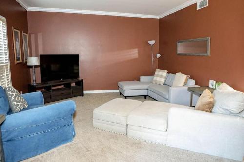 The Regal Courtyard Retreat 5 Min to ASU