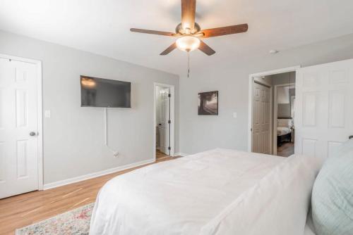 Rocket City Retreat- Mins to everything