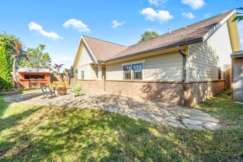 EXTREME MAKEOVER HOME 5 MINs to Campbell - image 7