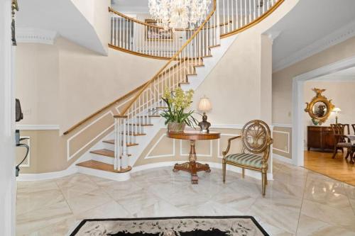 Oak Hill House in Somerset, USA