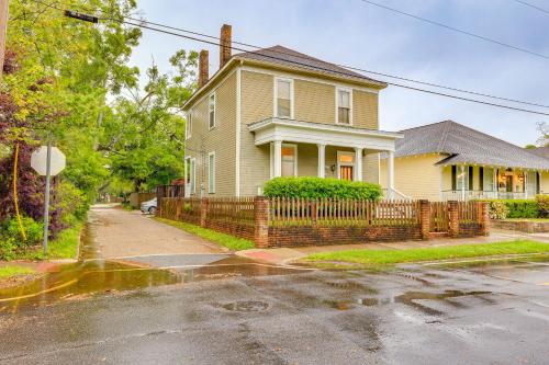 Walk to Downtown: Historic Home in Mobile in Georgia Avenue (AL)