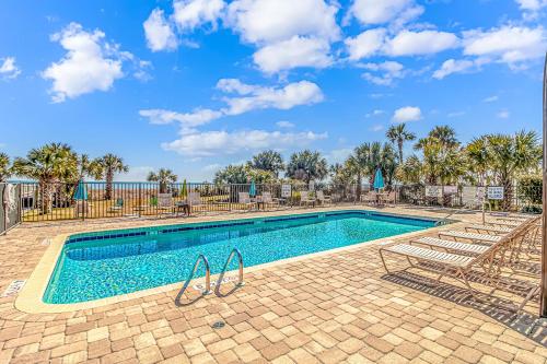 5th Floor Direct Oceanfront Double Suite Sleeps 6 Meridian Plaza 503 - image 11