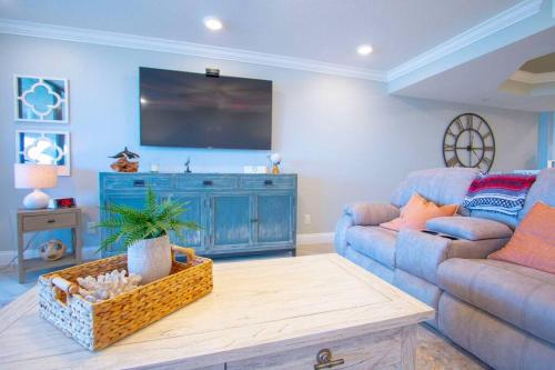 Oceanside Beach Treasure by BeachHouseFL in Clearwater Beach, USA