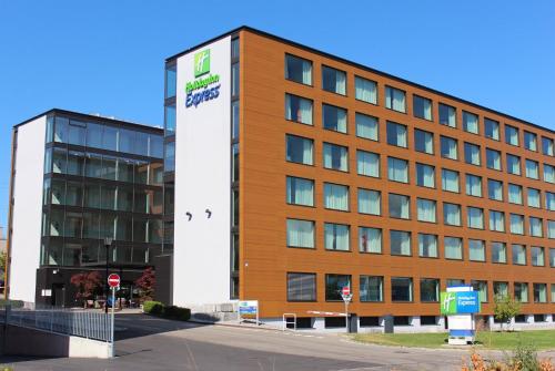 Holiday Inn Express Zürich Airport an IHG Hotel - image 7