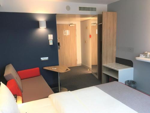 Holiday Inn Express Zürich Airport an IHG Hotel - image 6