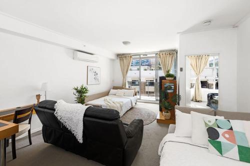 A Cozy Apt for 6 Right Next to Darling Harbour - image 13