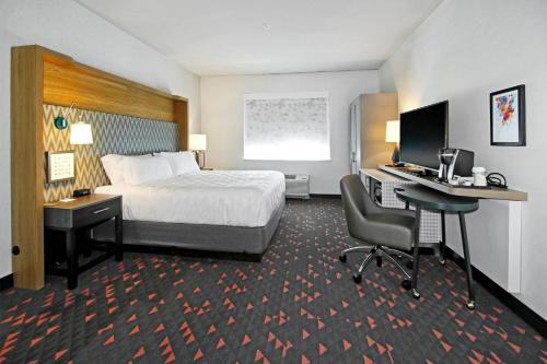 Holiday Inn Hotel & Suites Calgary Airport North By IHG - image 5