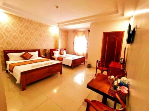 2 double beds