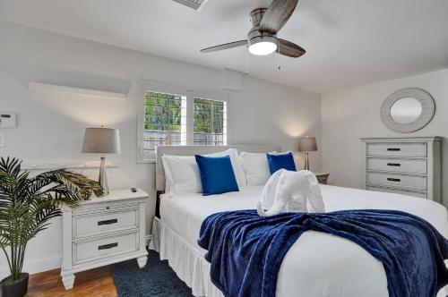 Private Pool with 5 Bedroom Retreat - image 10