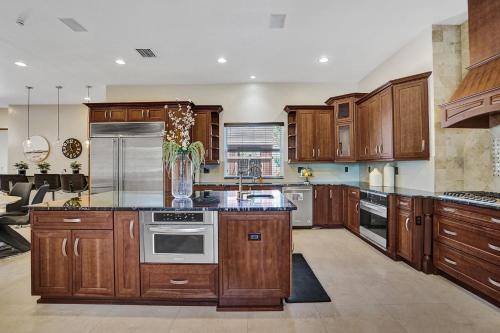 Létesítmények, Villa wpool mini-golf firepits in Davie (FL)