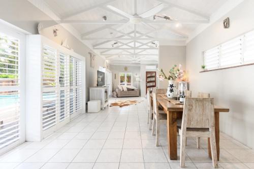 Seabrook beach house - Tap to explore photos