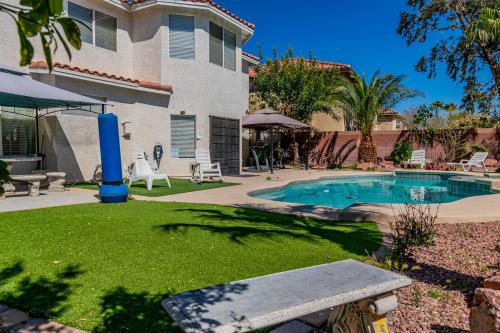 Mansion That Has It All, Las Vegas (photo 7)
