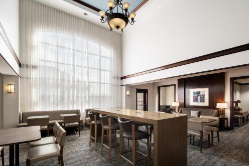Staybridge Suites Akron-Stow-Cuyahoga Falls by IHG in Stow, USA