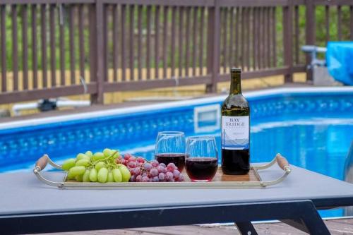 The Retreat - Private Pool-Spa-Firepit-Gameroom in Greenwood