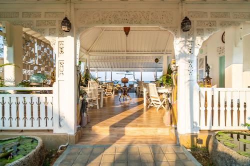 ห้องอาหาร, สคูบ้าเซรายารีสอร์ท (Scuba Seraya Resort) in ทูแลมเบน