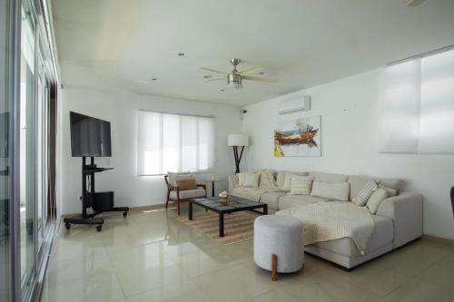 Pacific Shores Retreat & Getaway in Nuevo Vallarta , Mexico