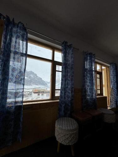 Moksha, Losar in Losara