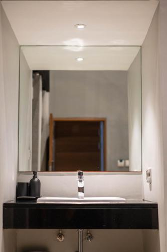 Woodstory Boutique Hotel, Bangkok (photo 4)