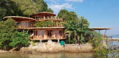 Exterior view, LooLa Adventure Resort in Gunung Kijang