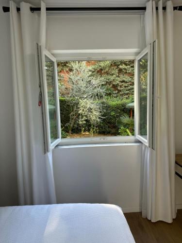 Modern Apartment in Villa, Tirana (photo 4)