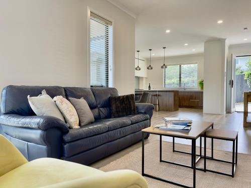 Glendowie Brand-new comfortable 3 & 4-bedroom Houses