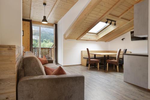 Dolomite Apartments - by Familiaris 3