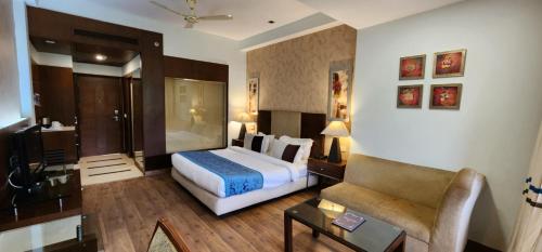 Superior Double Room image 4