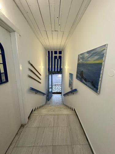 ทัศนียภาพภายนอกโรงแรม, Naval Hotel Aegina in เอไจนา